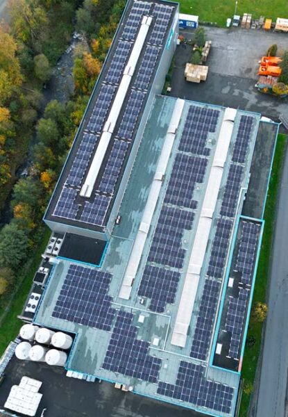 Rieke manufacturing facility in neunkirchen, germany, high energy efficiency with roofmounted, renewable energy solar panels.