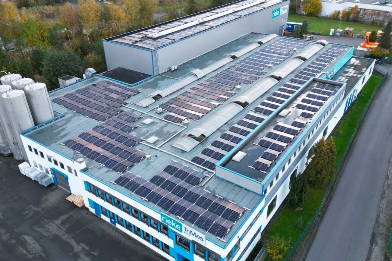 Rieke Manufacturing Facility in Neunkirchen, Germany, Sustainable manufacturing with roof-mounted, renewable energy solar panels.